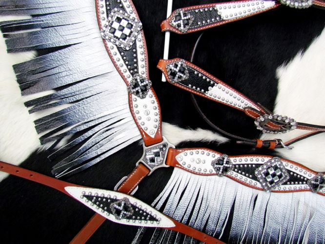 Bejeweled Black/White Tack Set