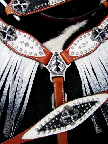 Bejeweled Black/White Tack Set