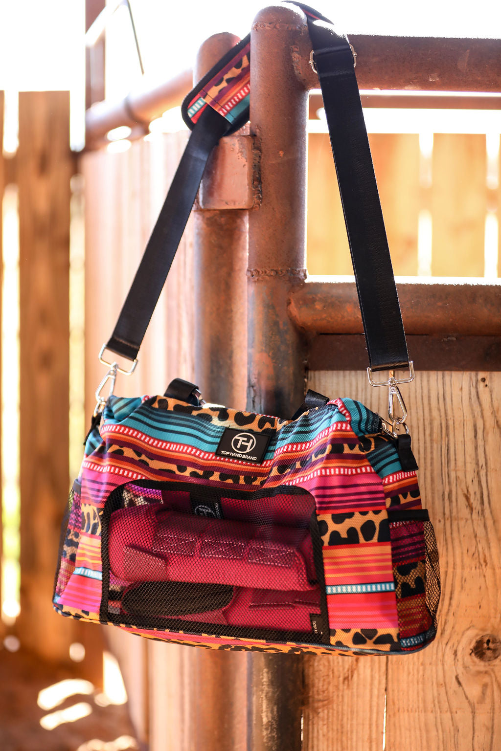 MANY DESIGNS - Boot & Accessories Bag