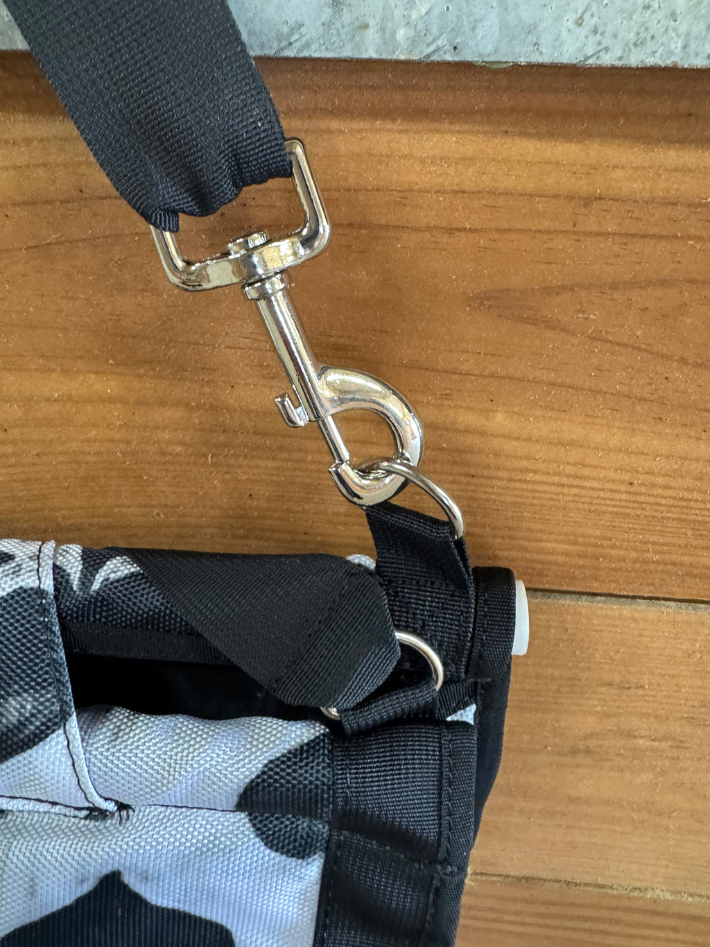 Smokin Spades Premium Slow Feed Trailer Hay Bag