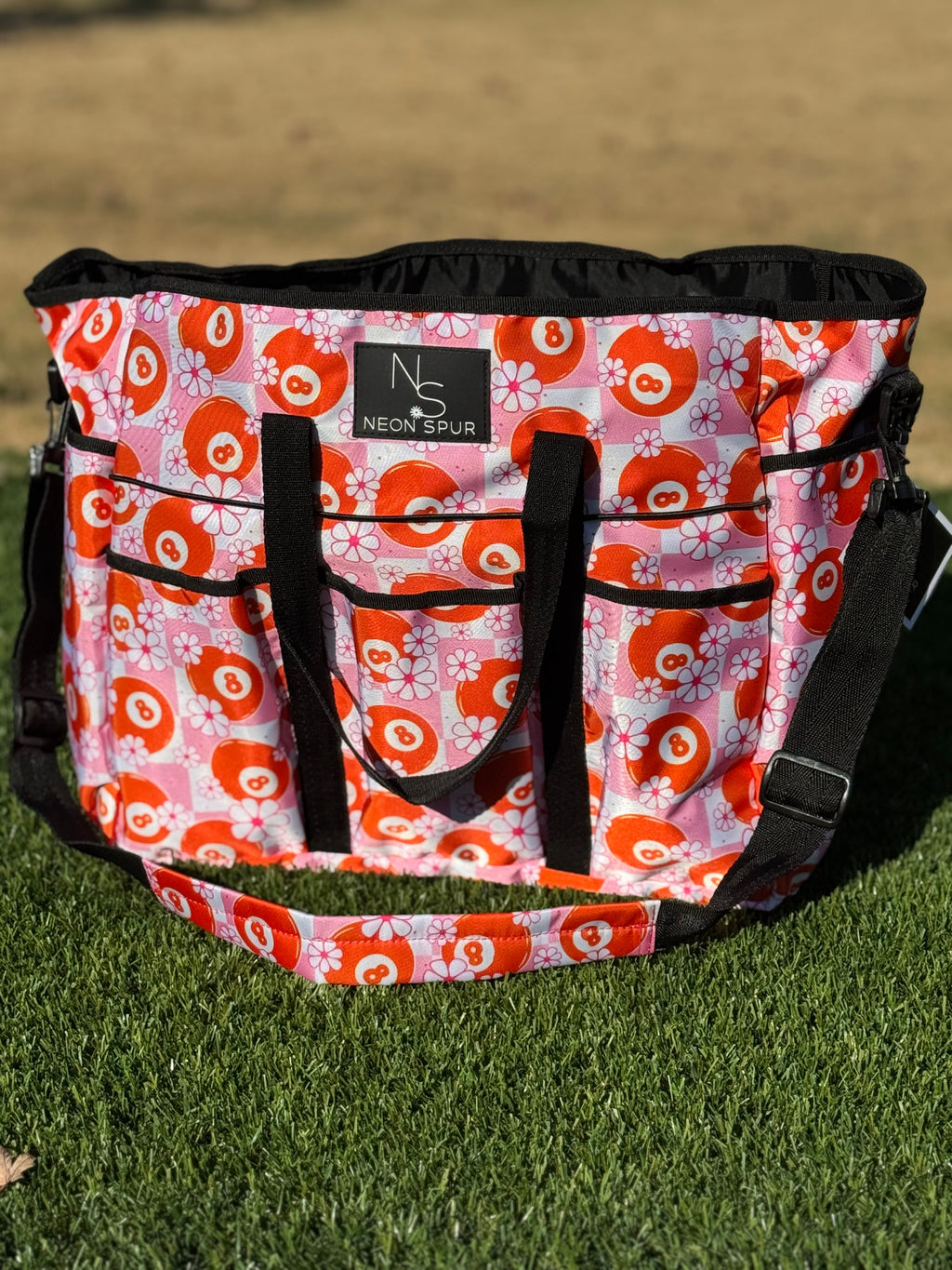 Daisy 8 Premium Grooming Tote