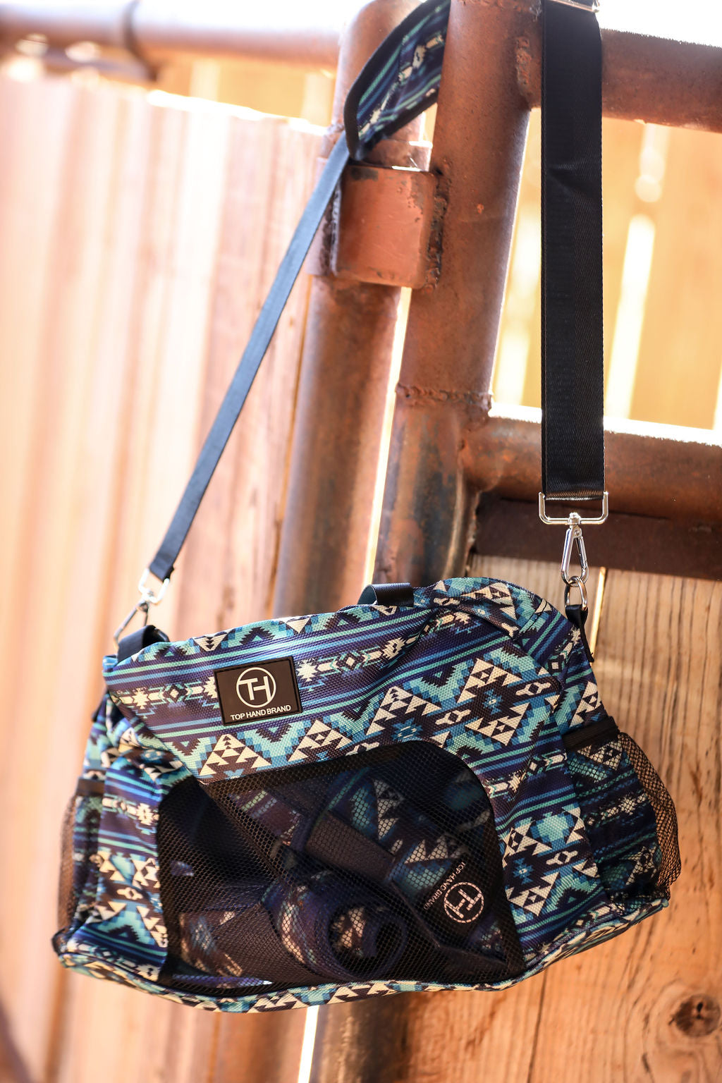 MANY DESIGNS - Boot & Accessories Bag